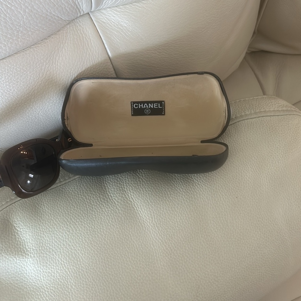 Channel sunglasses - Picture 4 of 4
